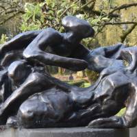 Bronzen versie van het beeld ‘De zieke’, 1961, foto Han van Hagen